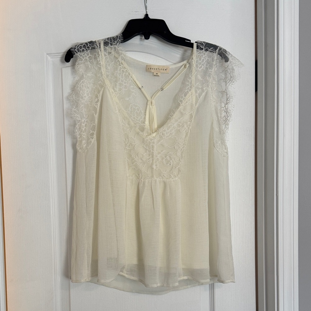 Love Stitch Cream Lace Sleeveless Top